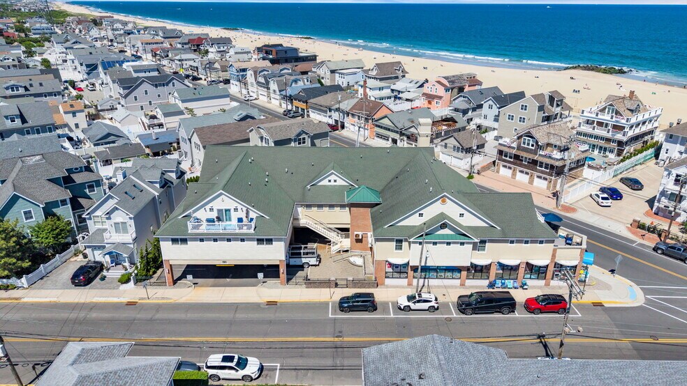 More Photos Of 580 Main St, Manasquan Restaurant For Sale