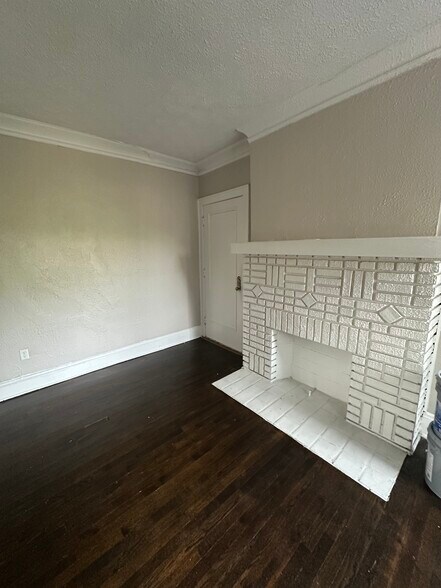 More Photos Of 2740 Hampshire Rd, Cleveland Heights Apartments For Sale
