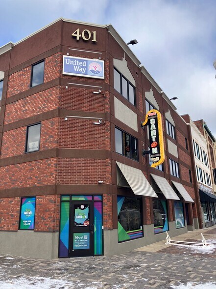 More Photos Of 401 Market Ave N, Canton Office For Lease
