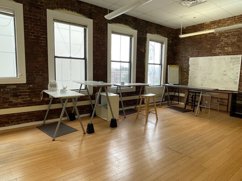 More Photos Of 579-605 Massachusetts Ave, Cambridge Office For Lease