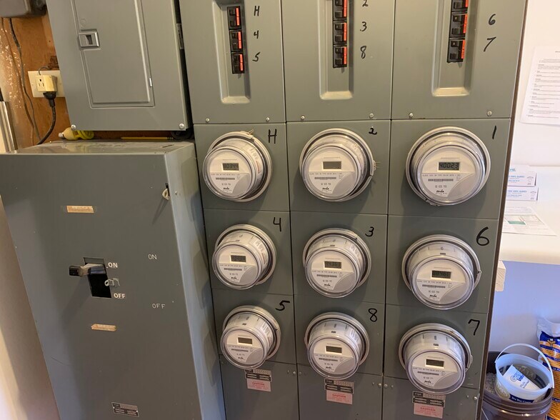 More Photos Of 110-116 Baldwin St, Granite Falls Apartments For Sale