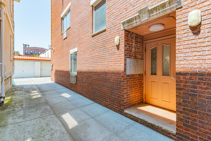 More Photos Of 43-26 53rd St, Woodside Apartments For Sale