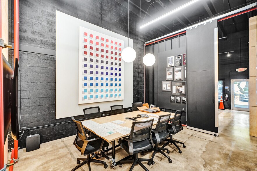 More Photos Of 5705-5785 NW 84th Ave, Miami Warehouse For Lease