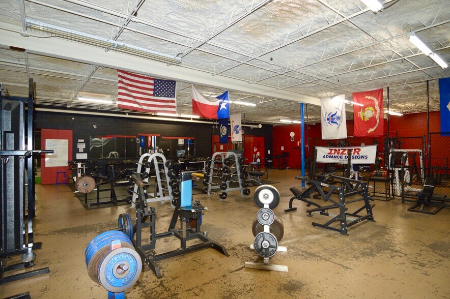 More Photos Of 1300 S Bolton St, Jacksonville Warehouse For Sale