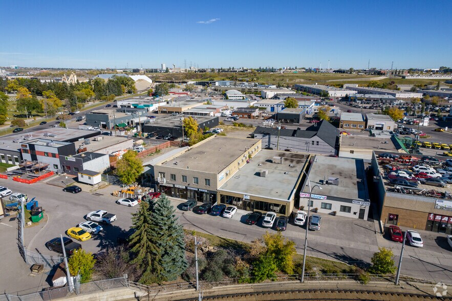 More Photos Of 3624 Burnsland Rd SE, Calgary Warehouse For Sale