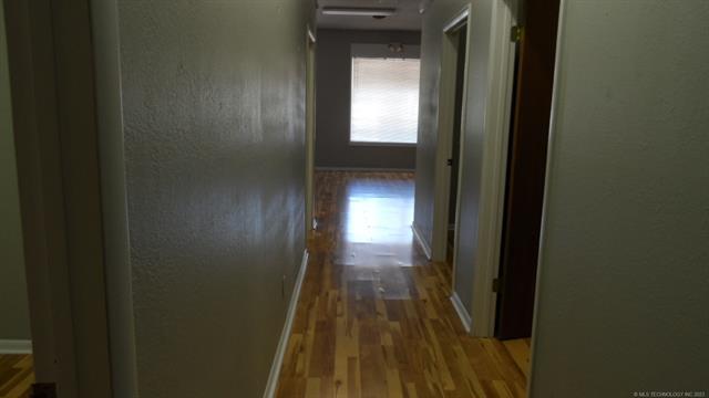 More Photos Of 1650 S Main St, Mcalester Freestanding For Sale