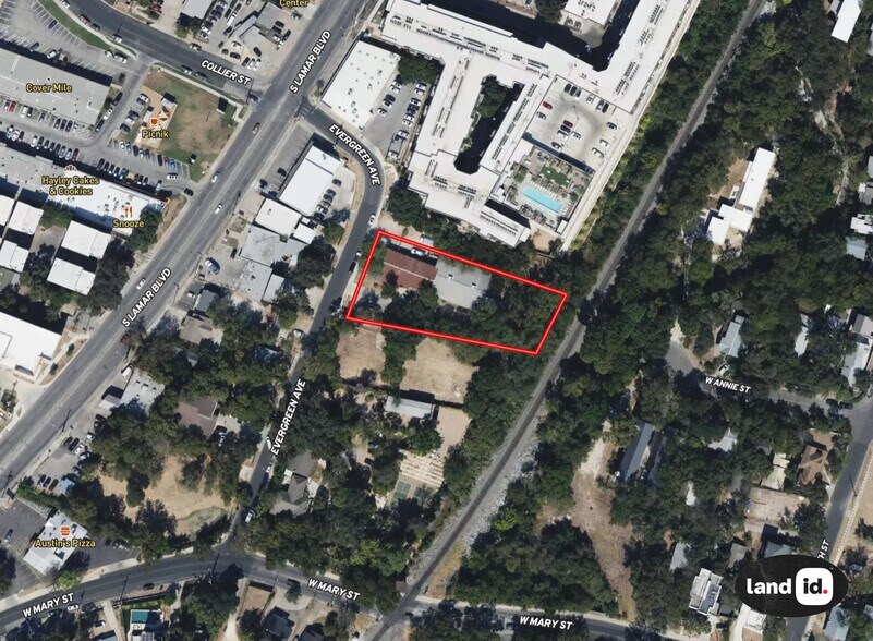 More Photos Of 1701 Evergreen Ave, Austin Light Distribution For Lease