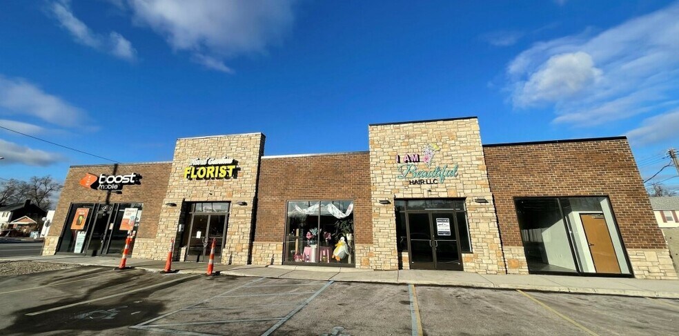 Primary Photo Of 12730 W 7 Mile Rd, Detroit Freestanding For Sale