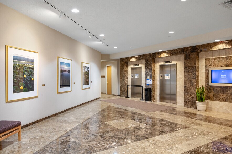 More Photos Of 24950-25000 Country Club Blvd, North Olmsted Unknown For Lease