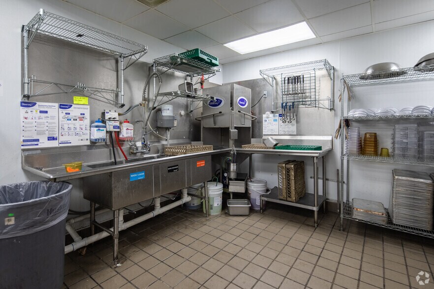 More Photos Of 2609 Gault Ave, Fort Payne Fast Food For Sale