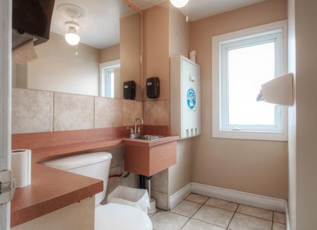 More Photos Of 148 Rue Principale, Gatineau Restaurant For Sale