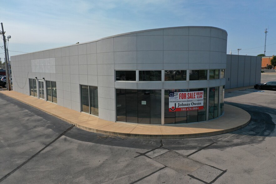 More Photos Of 202 W Gore Blvd, Lawton Auto Dealership For Sale
