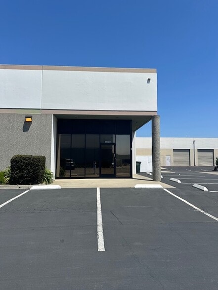 Primary Photo Of 1205 Linda Vista Dr, San Marcos Warehouse For Lease