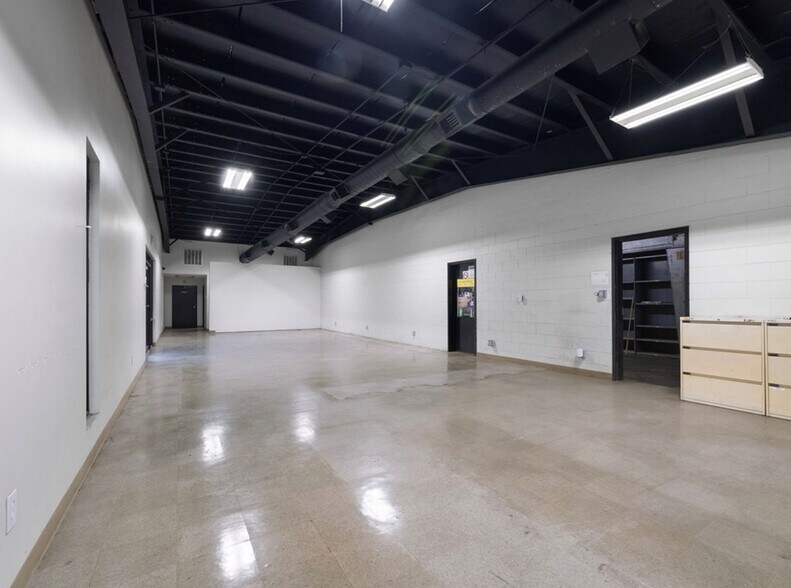 More Photos Of 6546 N KY Highway 15, Hazard Showroom For Sale