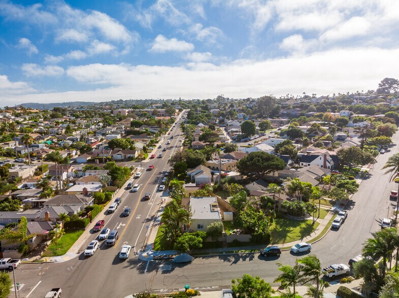More Photos Of 1980 Chatsworth Blvd, San Diego Apartments For Sale