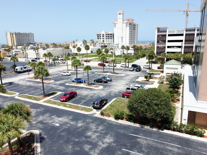 More Photos Of 501 N Grandview Ave, Daytona Beach Medical For Lease