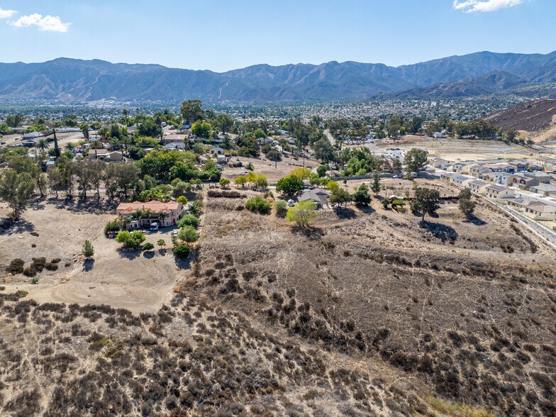 More Photos Of 378-063-016, Lake Elsinore Land For Sale