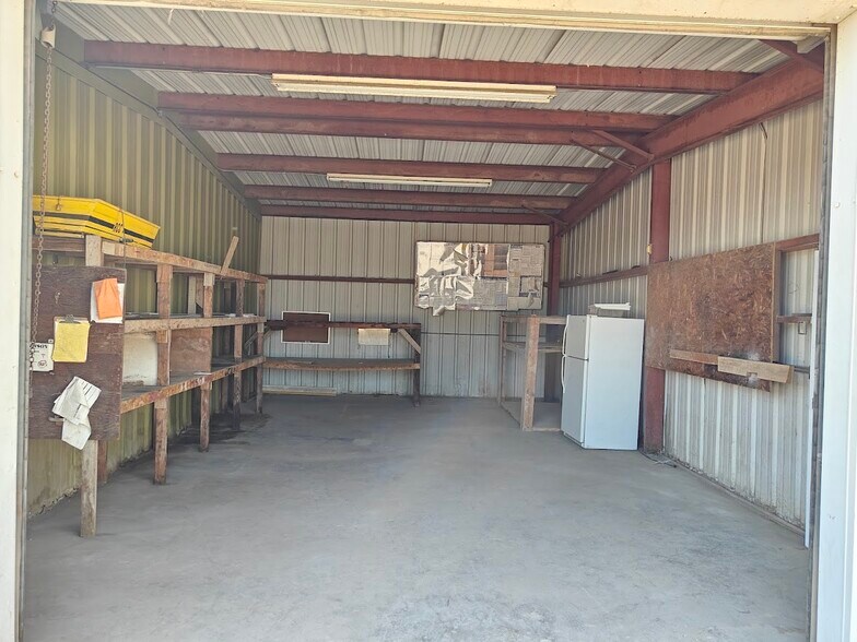 More Photos Of 10600 E Mountain View Ave, Selma Warehouse For Lease