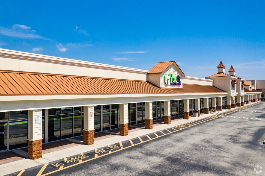 More Photos Of 8975 Race Track Rd, Tampa Unknown For Lease