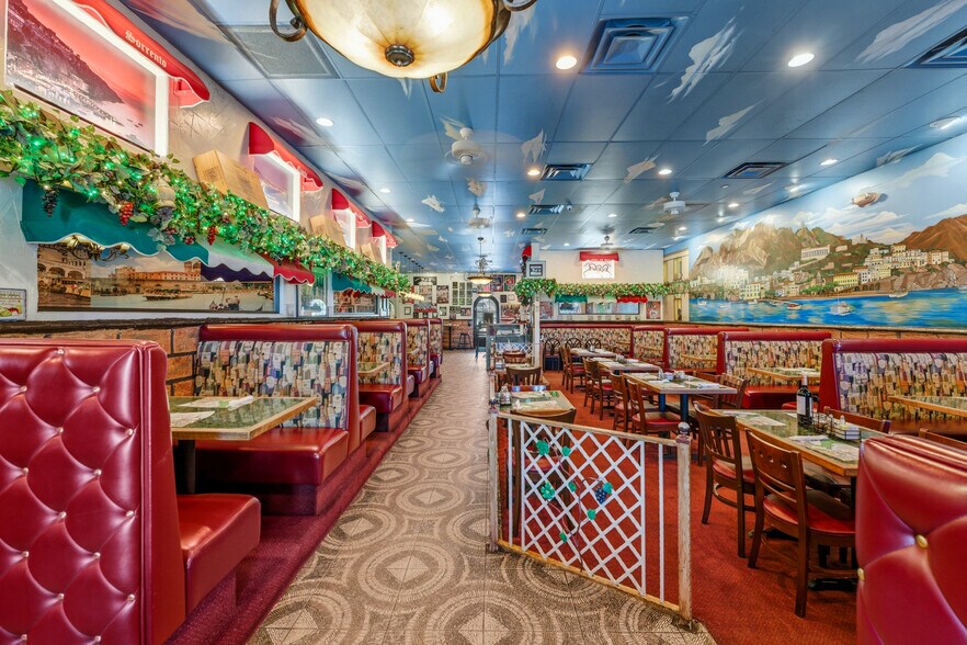More Photos Of 73155 Highway 111, Palm Desert Restaurant For Sale