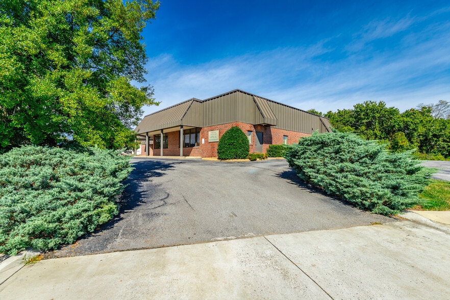 More Photos Of 932 Spring Creek Rd, Chattanooga Office For Sale