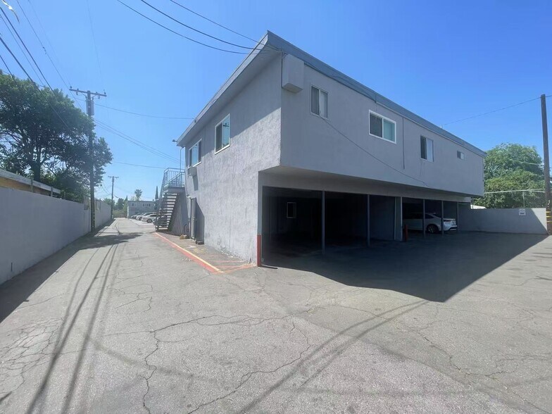 More Photos Of 1111 E 7th St, Pomona Apartments For Sale