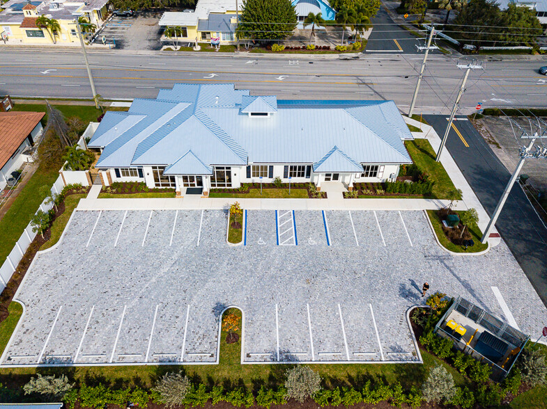 Primary Photo Of 1052 SE Ocean Blvd, Stuart Office For Lease