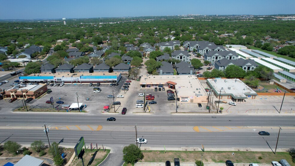 More Photos Of 8035 Culebra Rd, San Antonio Storefront For Sale