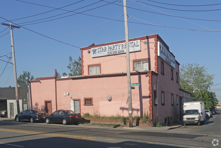 Primary Photo Of 81 Sheridan Blvd, Inwood Warehouse For Lease