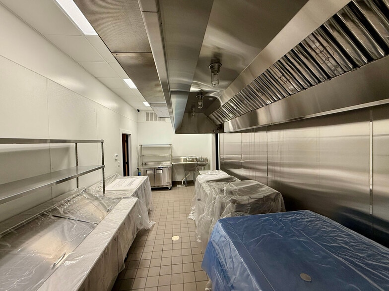 More Photos Of 115 N Mecklenburg Ave, South Hill Restaurant For Sale