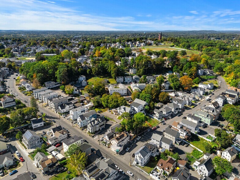 More Photos Of 499 Haverhill St, Lawrence Apartments For Sale