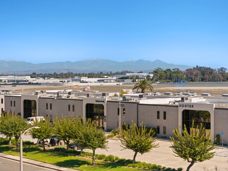 More Photos Of 3700 N Industry Ave, Lakewood Research And Development For Lease