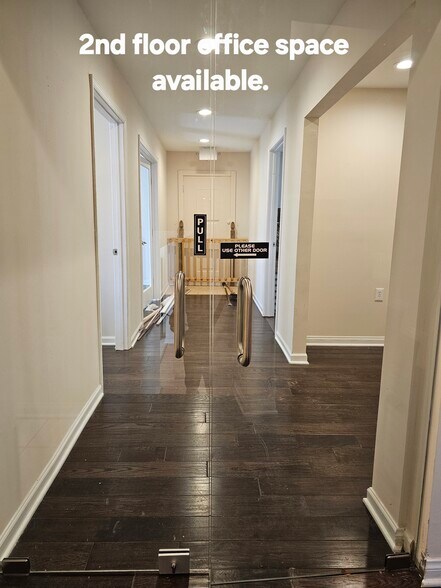 More Photos Of 27 S Royal Ave, Front Royal Medical For Lease