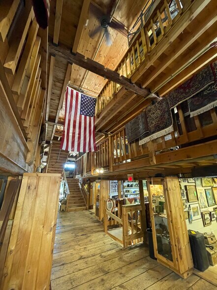 More Photos Of 746 US ROUTE 1, York Freestanding For Sale