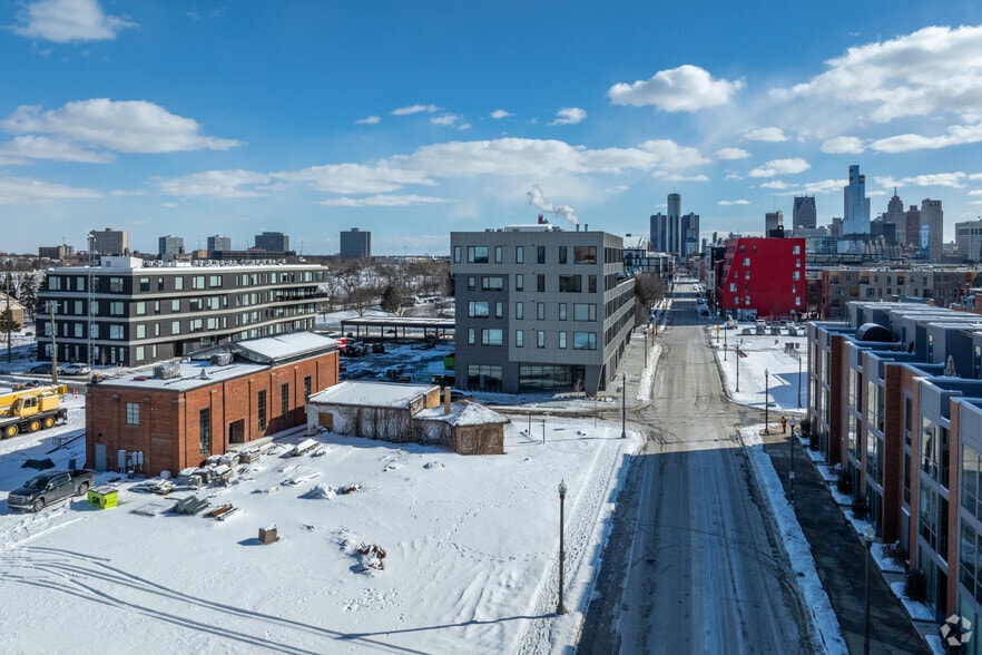 More Photos Of 3100 Brush St, Detroit Light Distribution For Lease