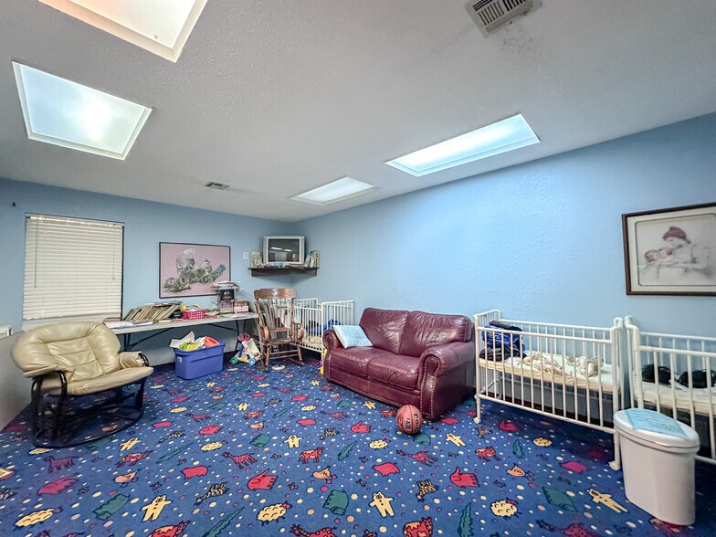 More Photos Of 2833 W Main St, Jenks Religious Facility For Sale