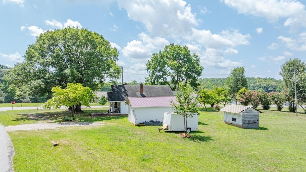More Photos Of 8226 NC Highway 150 E, Terrell General Retail For Sale