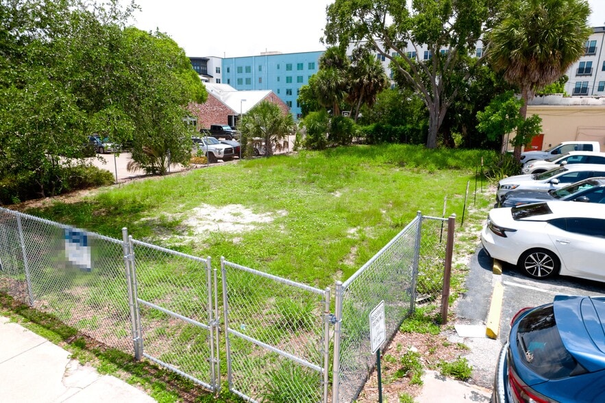 More Photos Of 1420 5th St, Sarasota Land For Sale