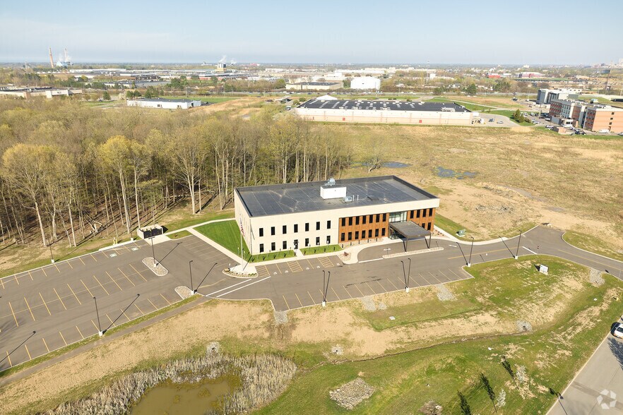 More Photos Of 130 Canal Landing Blvd, Greece Medical For Lease