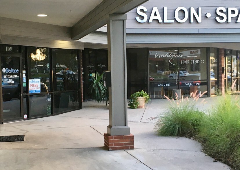 More Photos Of 2454 N McMullen Booth Rd, Clearwater Unknown For Lease