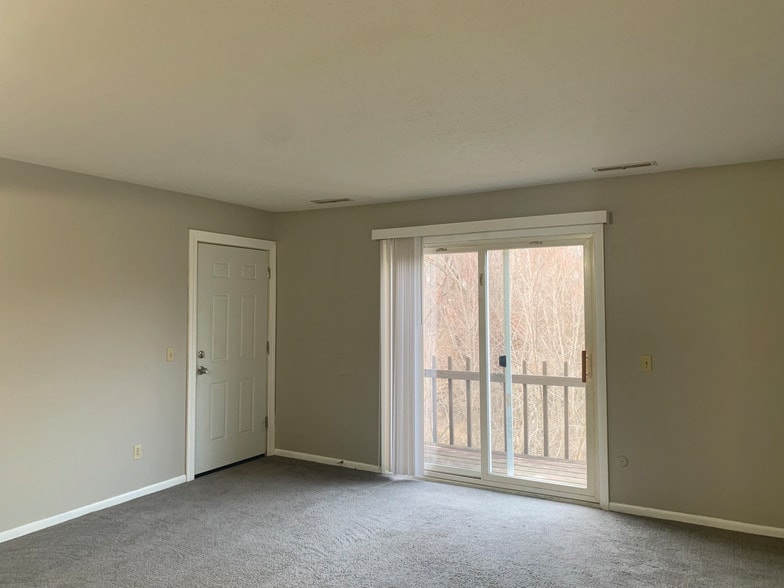More Photos Of 4225 Middlebranch Ave NE, Canton Apartments For Sale