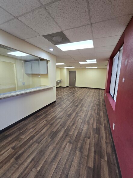 More Photos Of 6344 E Broadway Rd, Mesa Medical For Lease