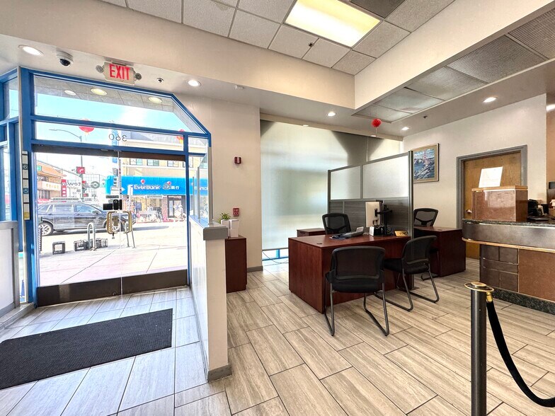 More Photos Of 815-821 Webster St, Oakland Storefront Retail Office For Lease