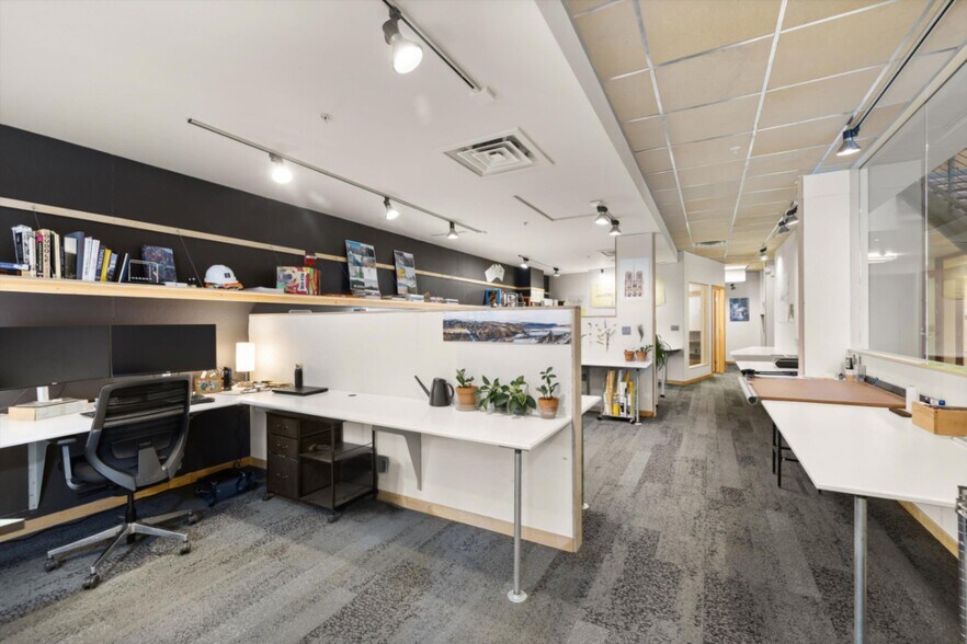 More Photos Of , Carbondale Office For Sale