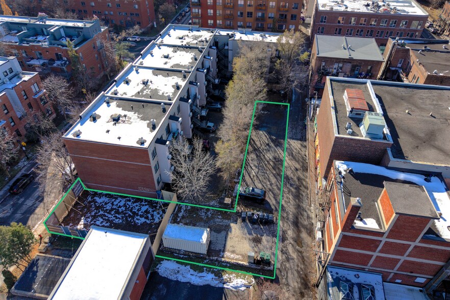 More Photos Of 2487 Rue Duvernay, Montréal Land For Sale