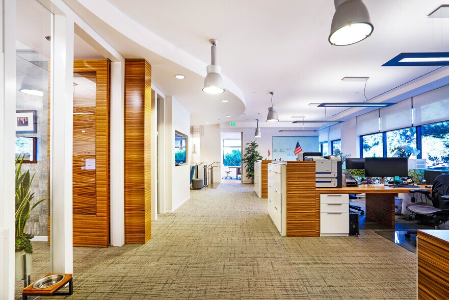 More Photos Of 23 Brookline, Aliso Viejo Warehouse For Sale