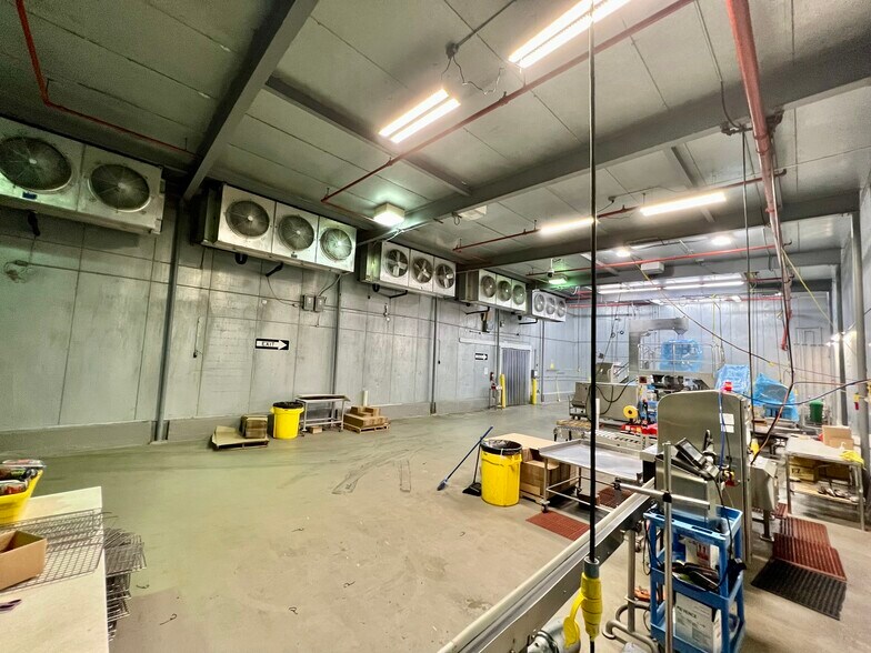 More Photos Of 1641 N 8th St, Colton Food Processing For Lease