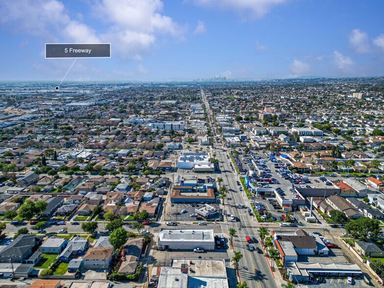 More Photos Of 201 W Whittier Blvd, Montebello Freestanding For Sale