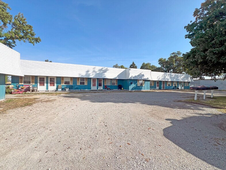 More Photos Of 9050 W Harristown Rd, Harristown Apartments For Sale