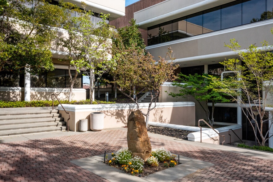 More Photos Of 2420 Martin Rd, Fairfield Unknown For Lease